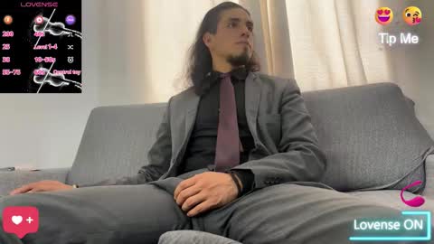 Snapshot of tom_blunt96 chatting on 20, 11, 2025 TOM online show from 20, 11, 2025