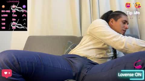 Snapshot of tom_blunt96 chatting on 23, 11, 2025 TOM online show from 23, 11, 2025