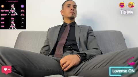 Snapshot of tom_blunt96 chatting on 5, 1, 2026 TOM online show from 5, 1, 2026