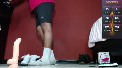 Tom online show from 6, 2, 2025