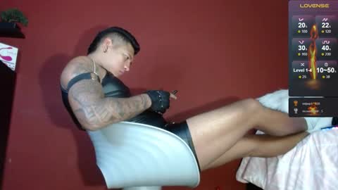 Tom online show from 17, 2, 2025