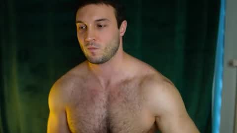 Snapshot of tom_fordd chatting on 3, 4, 2026 Tom online show from 3, 4, 2026