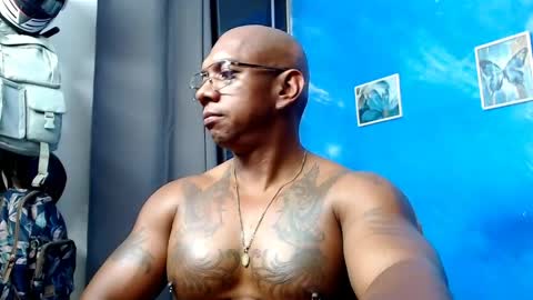 Snapshot of tom_miller chatting on 23, 4, 2026 Tom Miller online show from 23, 4, 2026