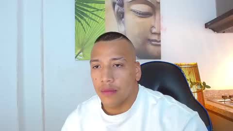 Tom muscle1 online show from 25, 2, 2025