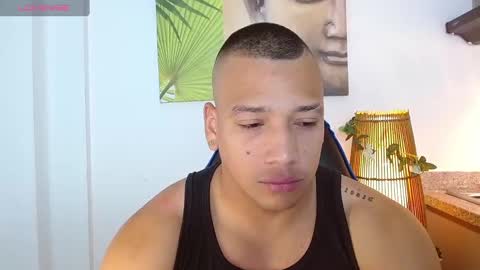 Tom muscle1 online show from 11, 3, 2025