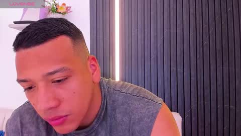 Tom muscle1 online show from 21, 9, 2025