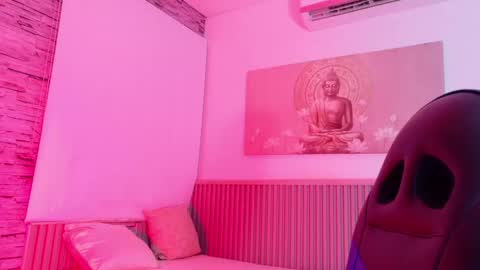 Tom muscle1 online show from 11, 4, 2026