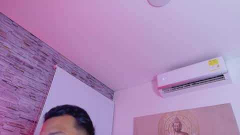 Tom muscle1 online show from 13, 4, 2026