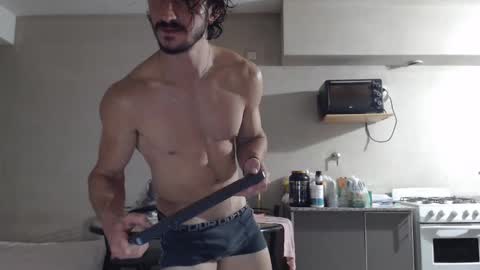 tom_show online show from 1, 3, 2025