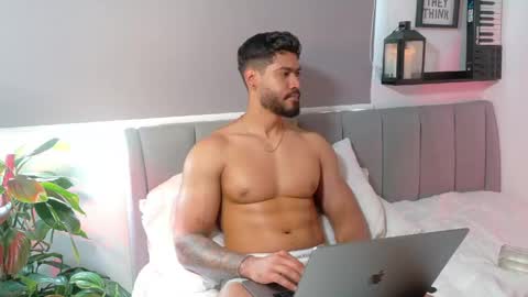 Tomas Ferrer online show from 7, 6, 2026