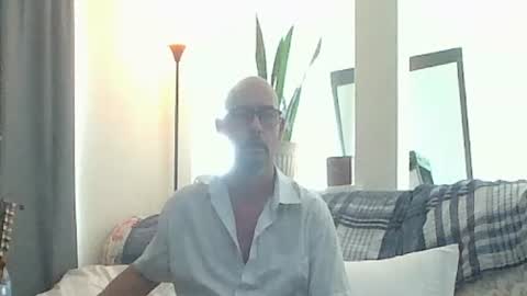 sirmuggsalot online show from 14, 6, 2026