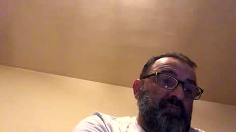 Snapshot of tomcop11111 chatting on 16, 10, 2025 tomcop11111 online show from 16, 10, 2025