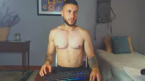 tomDavisXl online show from 4, 3, 2026