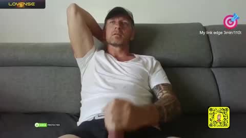 TOM online show from 22, 2, 2025