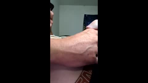 Snapshot of tommy11085 chatting on 16, 4, 2026 tommy11085 online show from 16, 4, 2026