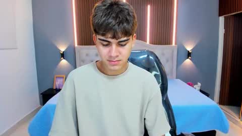 Tommy  online show from 7, 11, 2025