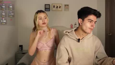 Snapshot of tommy_and_sophie chatting on 25, 9, 2025 tommy and sophie online show from 25, 9, 2025