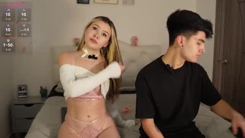 Snapshot of tommy_and_sophie chatting on 14, 10, 2025 tommy and sophie online show from 14, 10, 2025