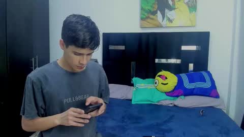 Snapshot of tommy_carlos chatting on 15, 1, 2026 online show from 15, 1, 2026