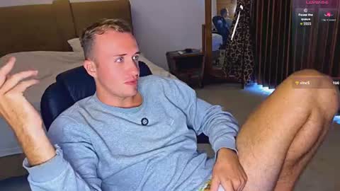 Snapshot of tommy_cumfinger chatting on 1, 7, 2026 Tommy online show from 1, 7, 2026