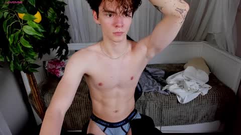 Tommy online show from 4, 2, 2025