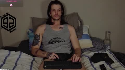 Snapshot of tommy_sins92 chatting on 5, 11, 2025 Tommy Sins online show from 5, 11, 2025