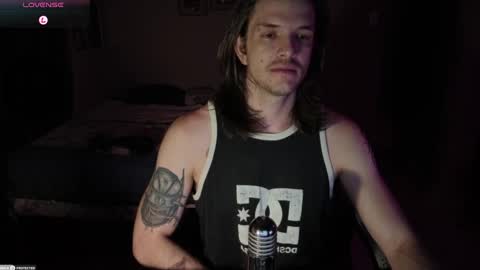 Snapshot of tommy_sins92 chatting on 17, 12, 2025 Tommy Sins online show from 17, 12, 2025