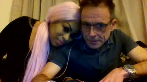 tommyandtomara online show from 6, 4, 2026