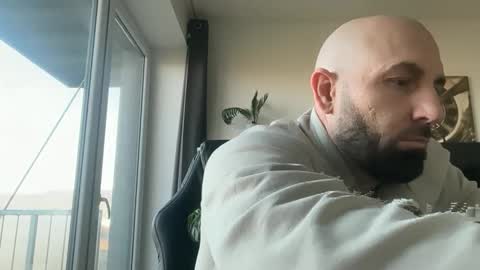 Thomas Fit online show from 4, 11, 2025