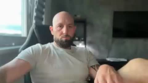 Snapshot of tommyx01 chatting on 19, 7, 2026 Thomas Fit online show from 19, 7, 2026