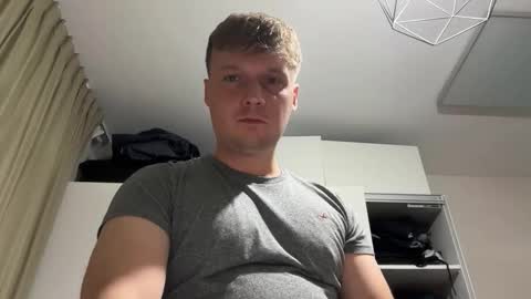 tomsky2703 online show from 7, 5, 2026