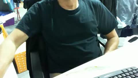 Tom online show from 21, 11, 2025