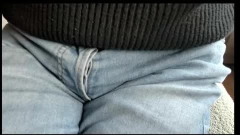 Snapshot of tomtotal chatting on 17, 10, 2025 Tom online show from 17, 10, 2025