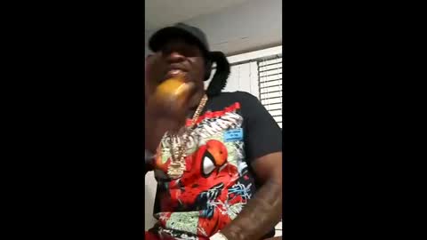 Snapshot of tomuchwauce1 chatting on 26, 3, 2026 tomuchwauce1 online show from 26, 3, 2026