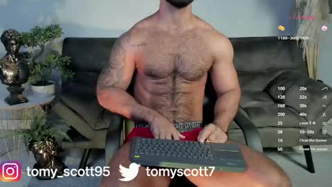 tomy_scott6 online show from 17, 4, 2026