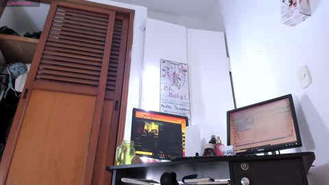 lady blue online show from 16, 1, 2025