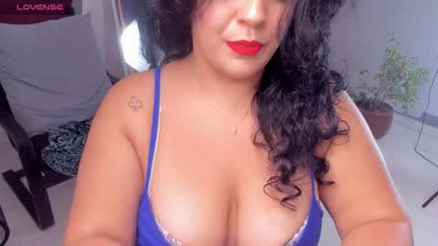 lady blue online show from 10, 3, 2026