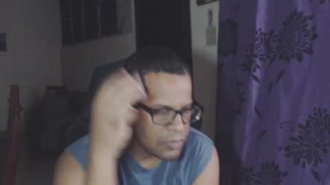 Antonio online show from 2, 2, 2025