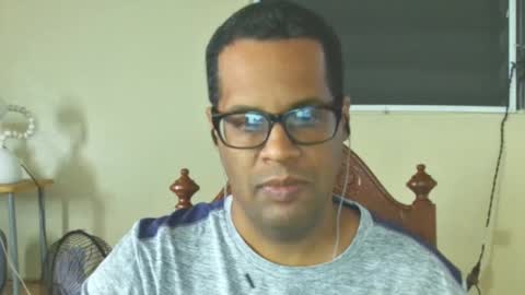 Antonio online show from 5, 2, 2025