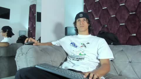 Tony Benedetti online show from 10, 4, 2026