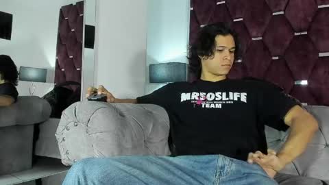 Snapshot of tonybenedetti chatting on 19, 4, 2026 Tony Benedetti online show from 19, 4, 2026