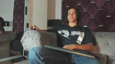Snapshot of tonybenedetti chatting on 15, 5, 2026 Tony Benedetti online show from 15, 5, 2026