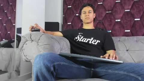 Snapshot of tonybenedetti chatting on 4, 7, 2026 Tony Benedetti online show from 4, 7, 2026