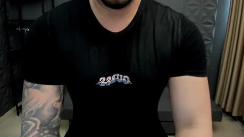 Snapshot of tonywilcoxx chatting on 7, 1, 2025 TonyWilcox online show from 7, 1, 2025