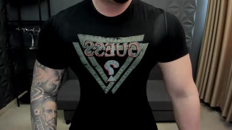 Snapshot of tonywilcoxx chatting on 13, 1, 2025 TonyWilcox online show from 13, 1, 2025