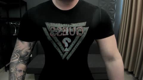 Snapshot of tonywilcoxx chatting on 18, 1, 2025 TonyWilcox online show from 18, 1, 2025