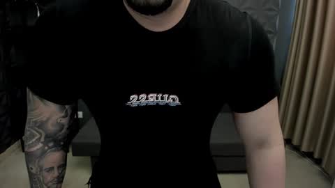 Snapshot of tonywilcoxx chatting on 10, 2, 2025 TonyWilcox online show from 10, 2, 2025
