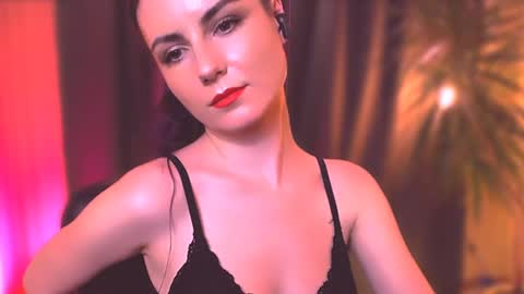 Elizabeth online show from 28, 12, 2024