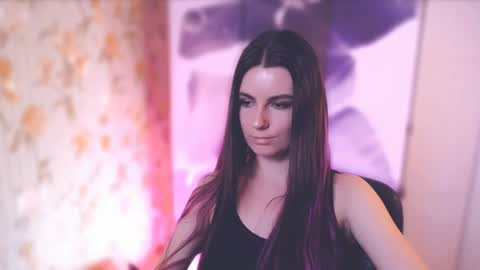 Elizabeth online show from 25, 2, 2025