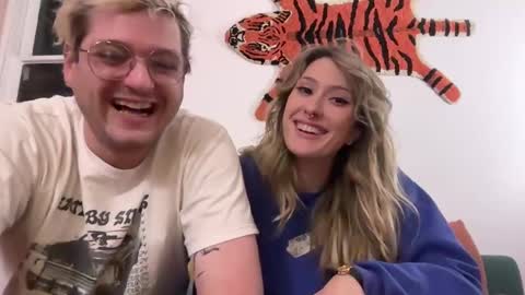 Snapshot of toobna2 chatting on 4, 1, 2025 toobna2 online show from 4, 1, 2025